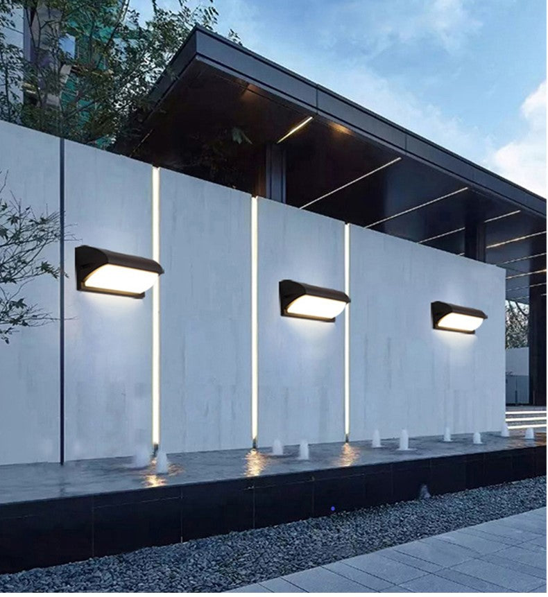 Modern IP65 LED Outdoor Wall Light